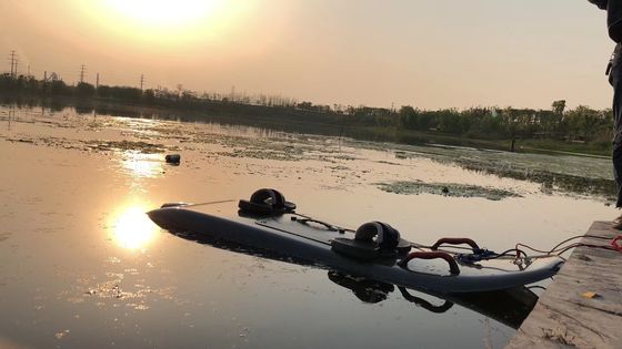 बैटरी की क्षमता 72V 30A के साथ कम्पोजिट इलेक्ट्रिक सर्फबोर्ड